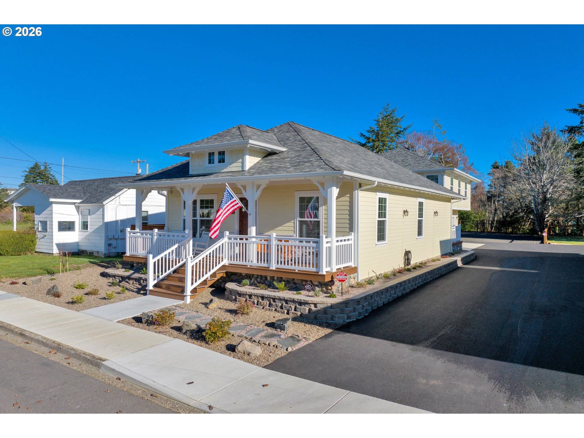 Florence, OR 97439,290 HARBOR ST