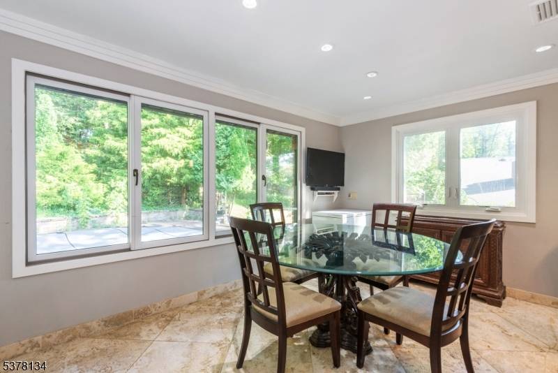 Warren Twp., NJ 07059,112 King George Rd