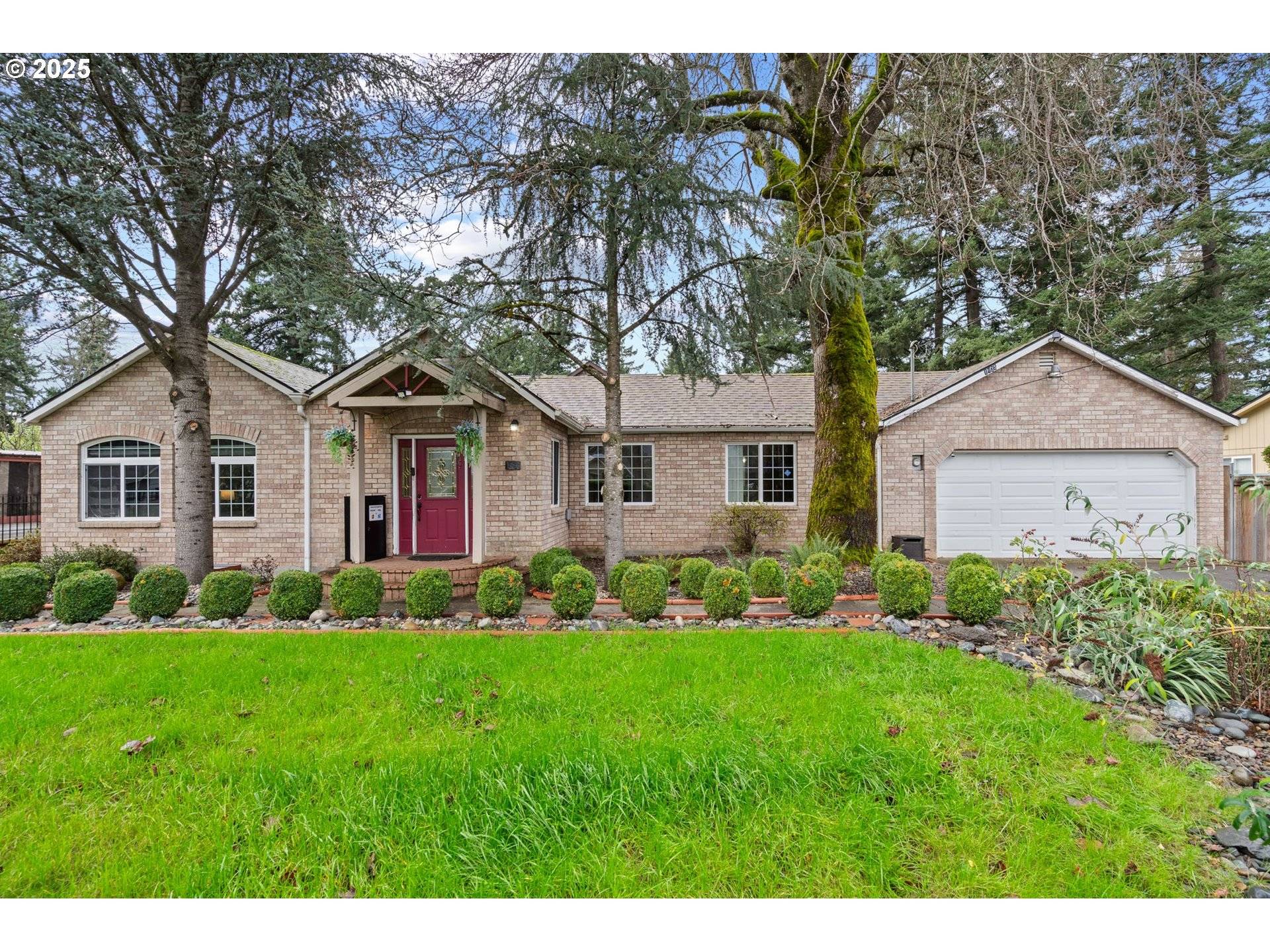 Portland, OR 97233,1435 SE 148TH AVE #1