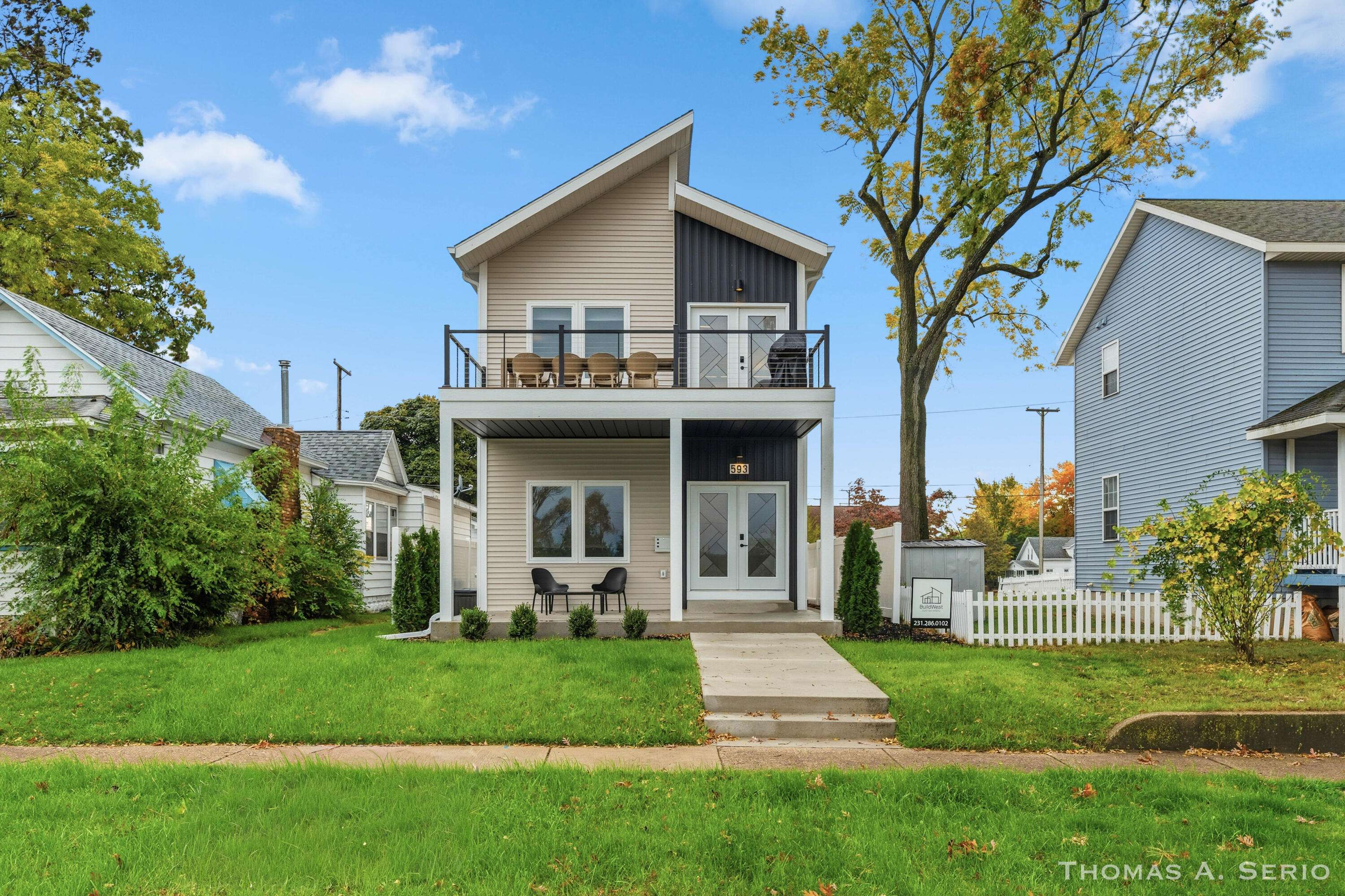 Muskegon, MI 49440,593 W Webster AVE