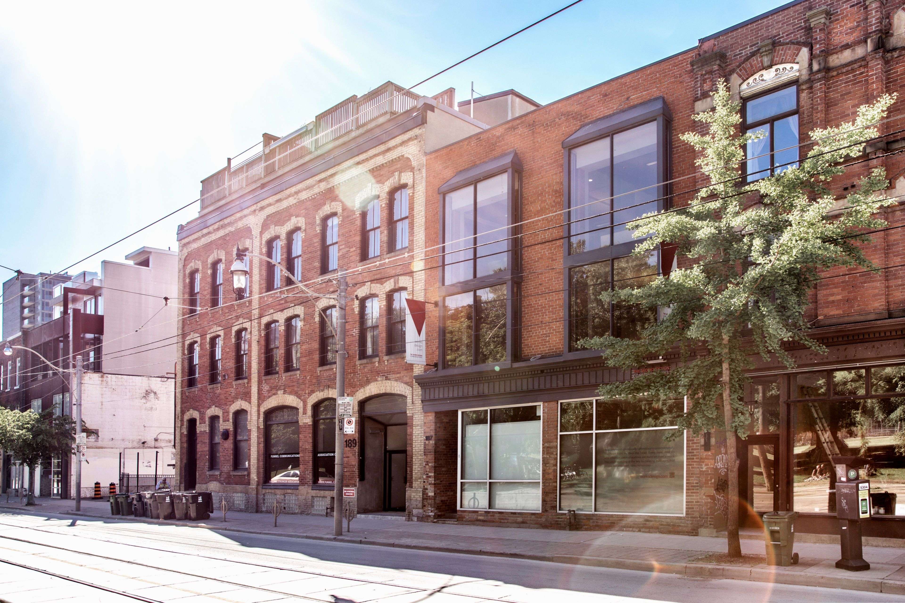 Toronto C08, ON M5A 1S2,187 Queen ST E #2