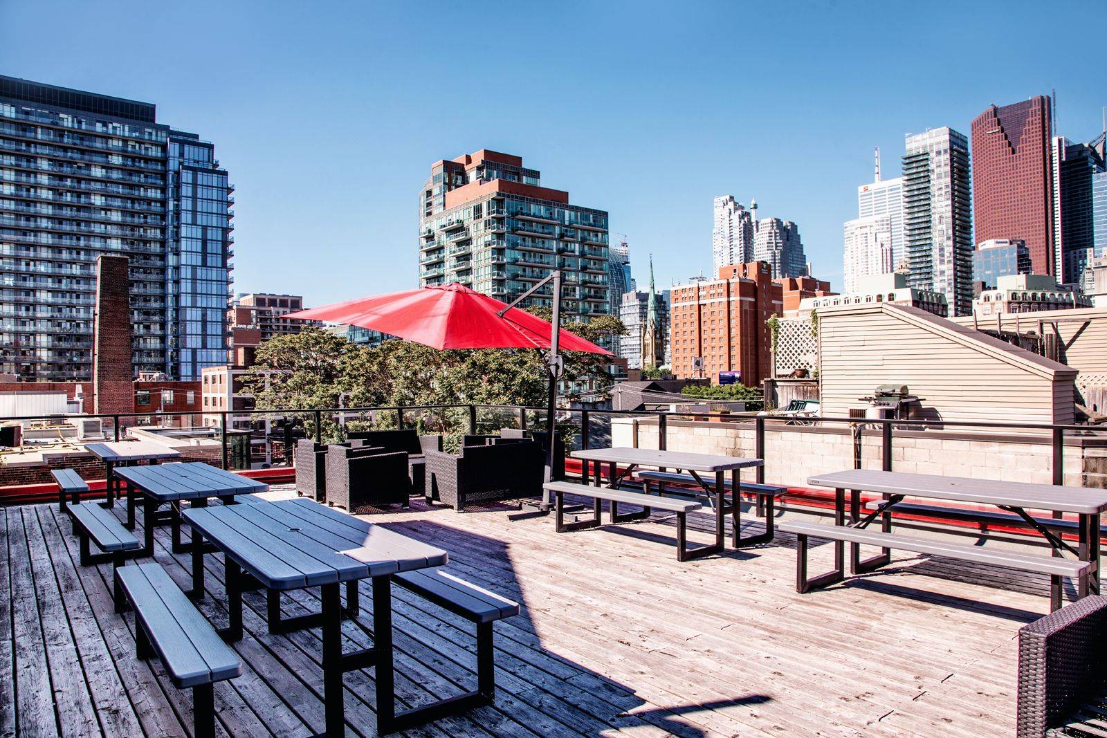 Toronto C08, ON M5A 1S2,187 Queen ST E #2