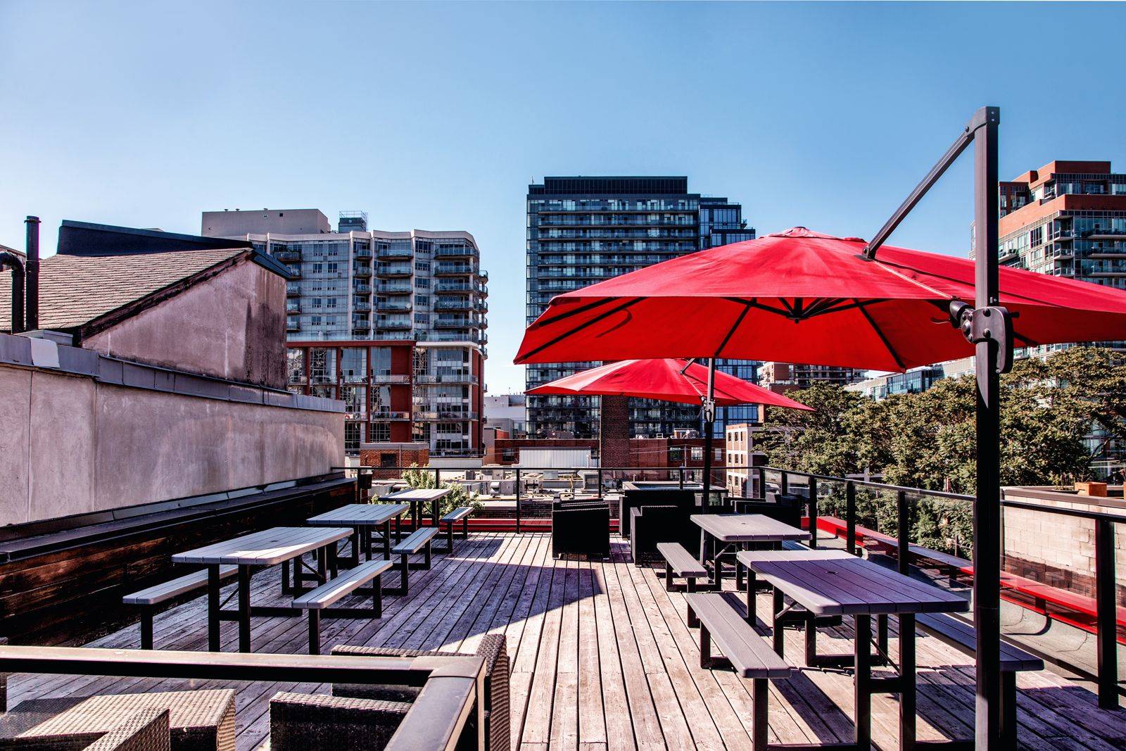 Toronto C08, ON M5A 1S2,187 Queen ST E #2