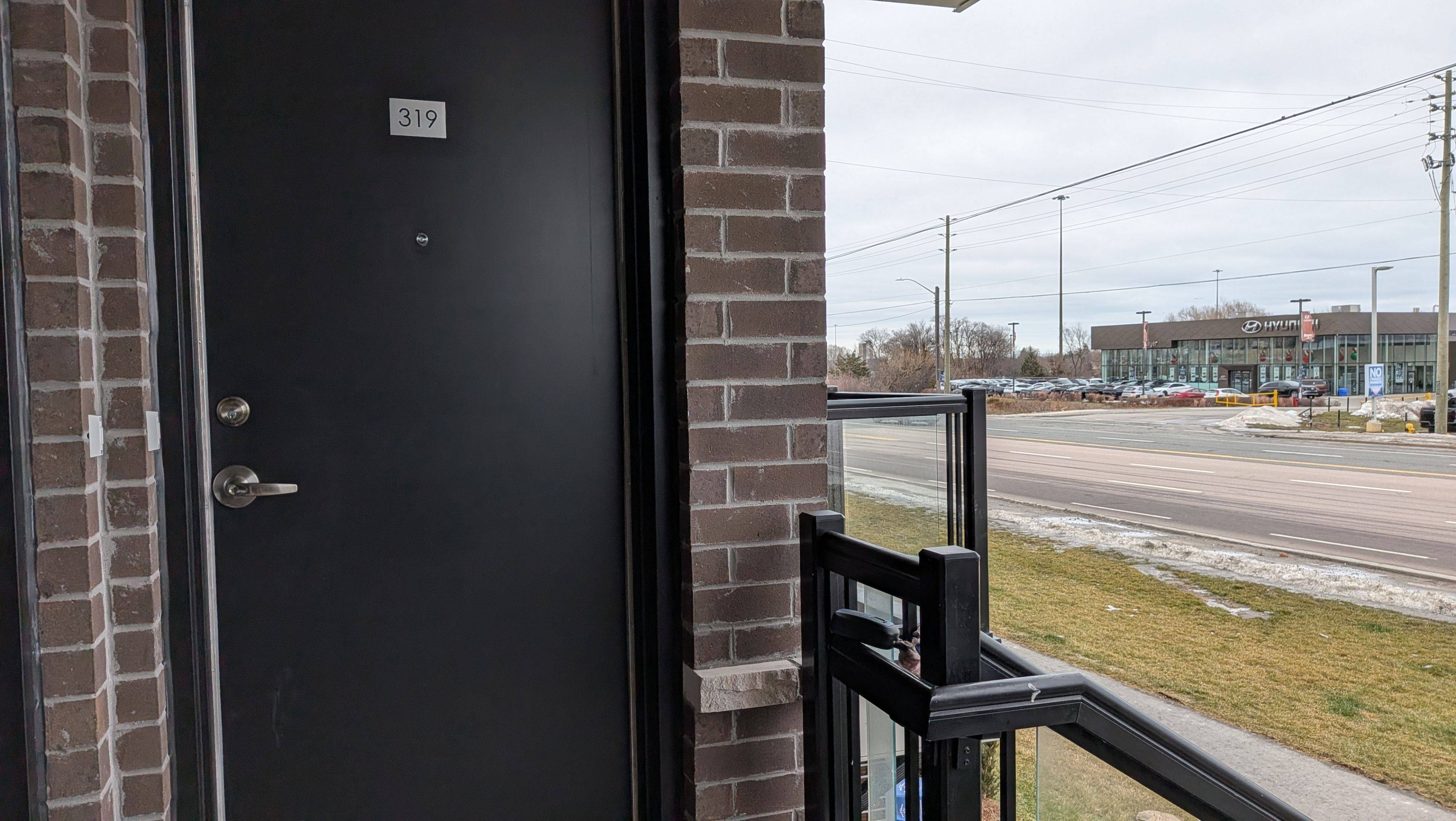 Pickering, ON L1V 0H1,755 Omega DR #319