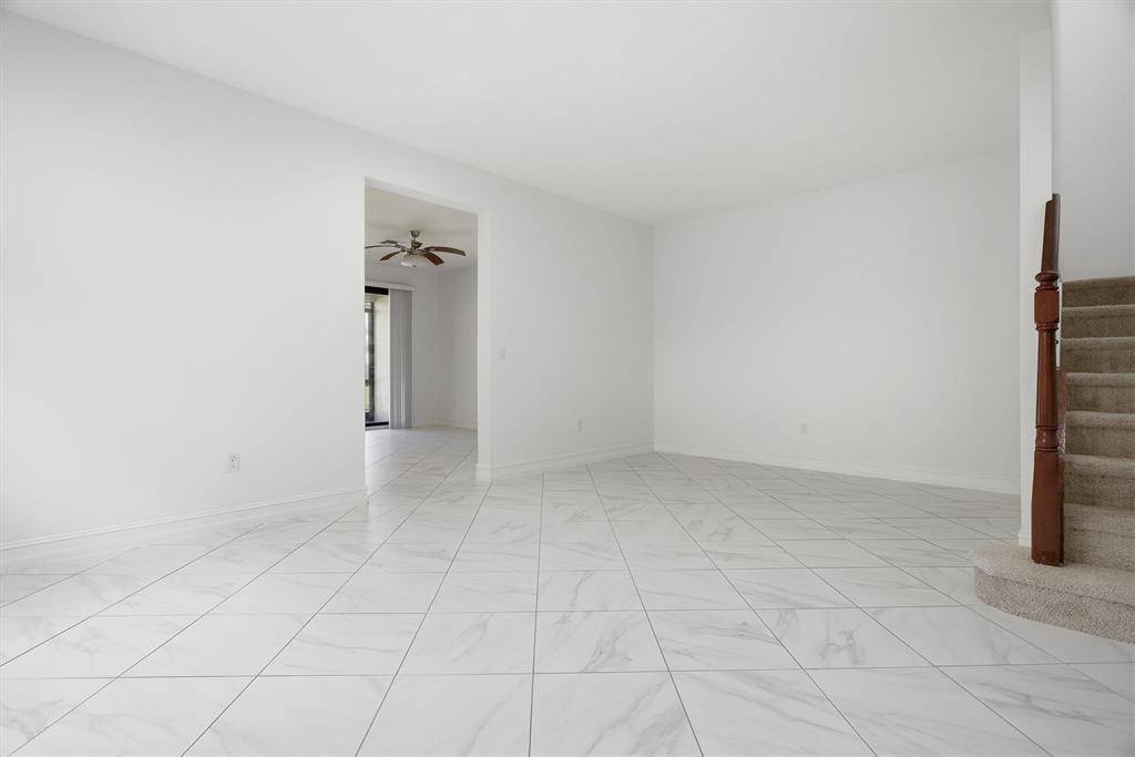 Plantation, FL 33325,13023 RIVERWALK S CIR #13023