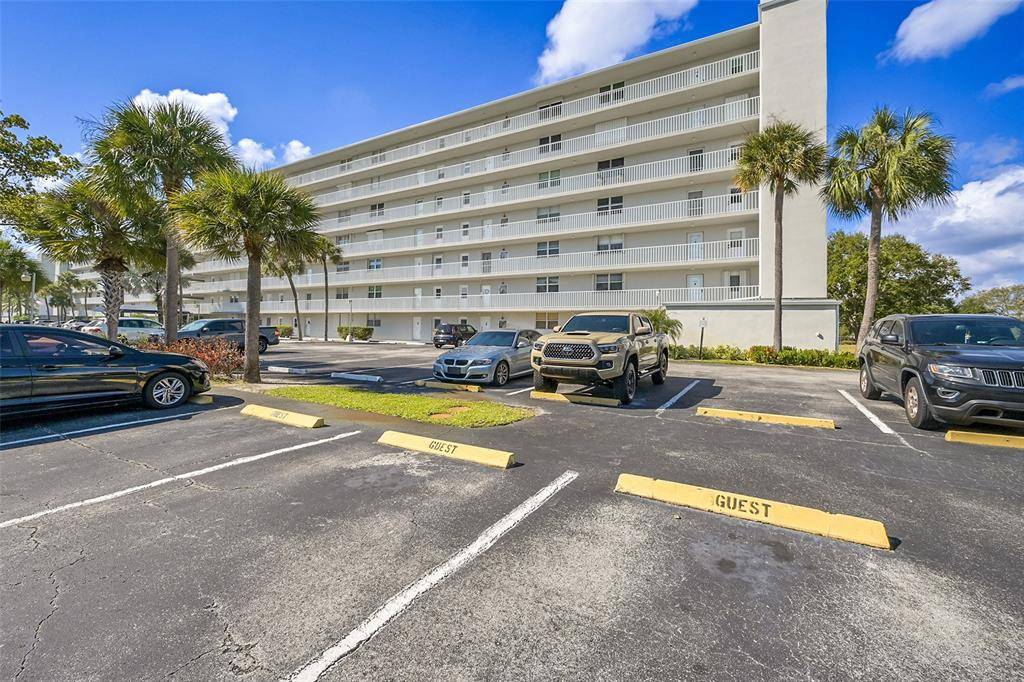 Boca Raton, FL 33487,6161 NW 2nd Ave #123