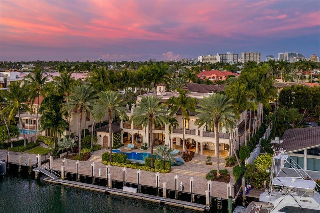 Fort Lauderdale, FL 33316,2430 DEL LAGO DR