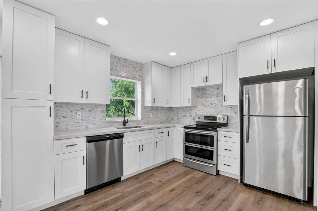 Deerfield Beach, FL 33441,291 NW 7th Ct