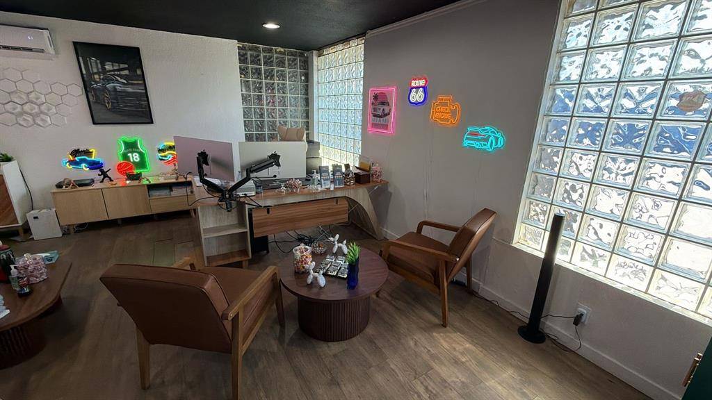 Miami, FL 33150,333 NW 79th St