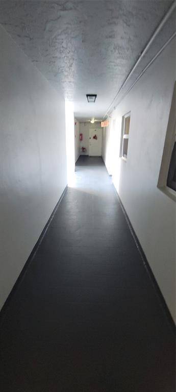 Davie, FL 33324,9421 SW Evergreen Pl #102