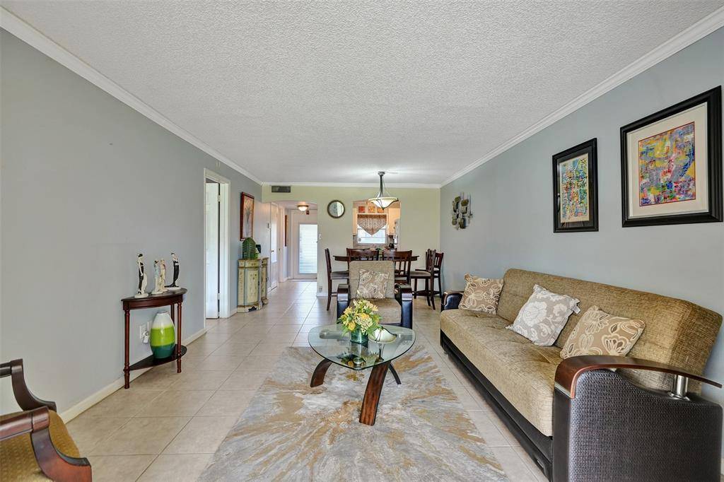 Sunrise, FL 33322,9821 Sunrise Lakes Blvd #106