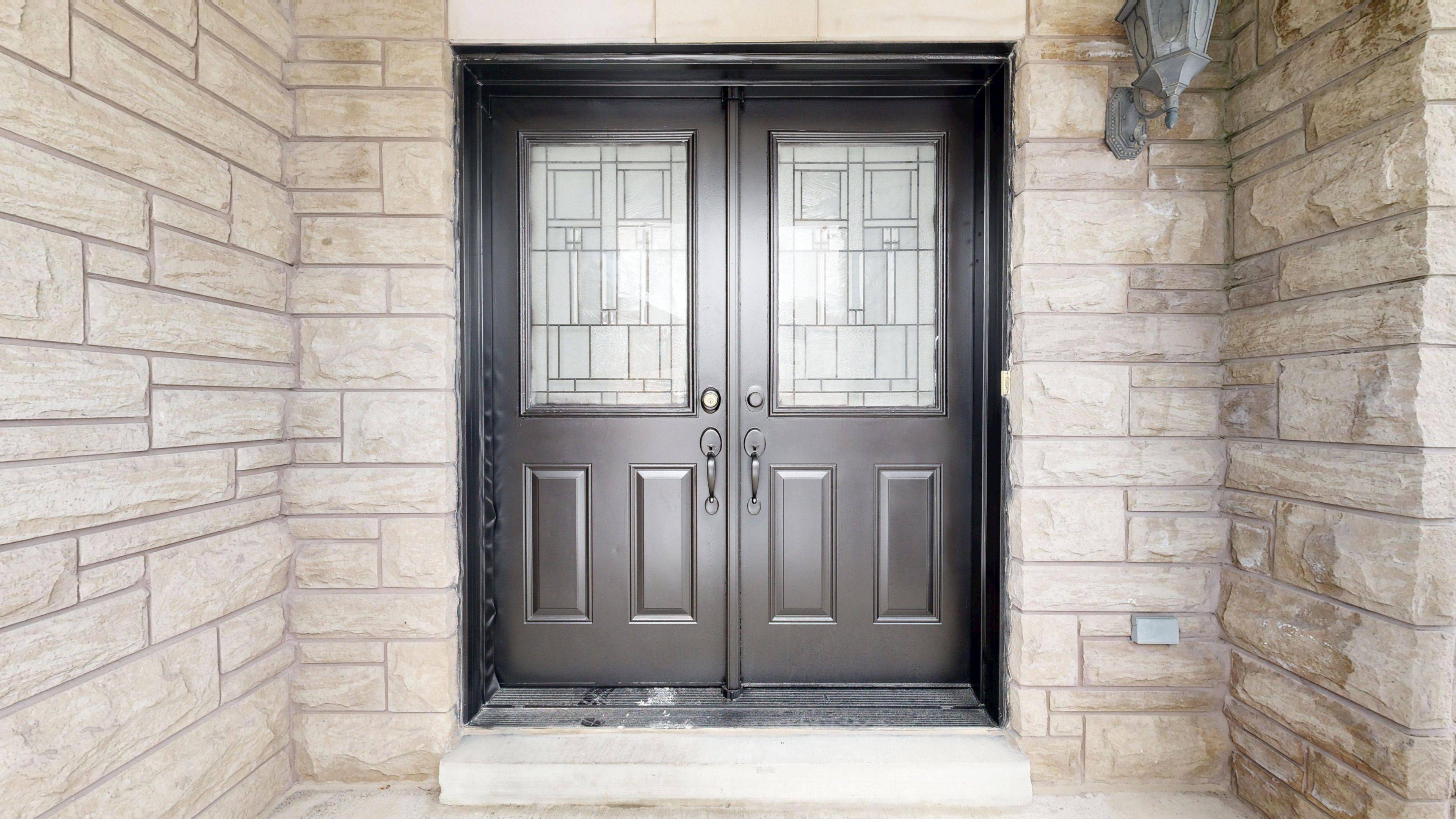 Vaughan, ON L6A 0N4,272 Lauderdale DR