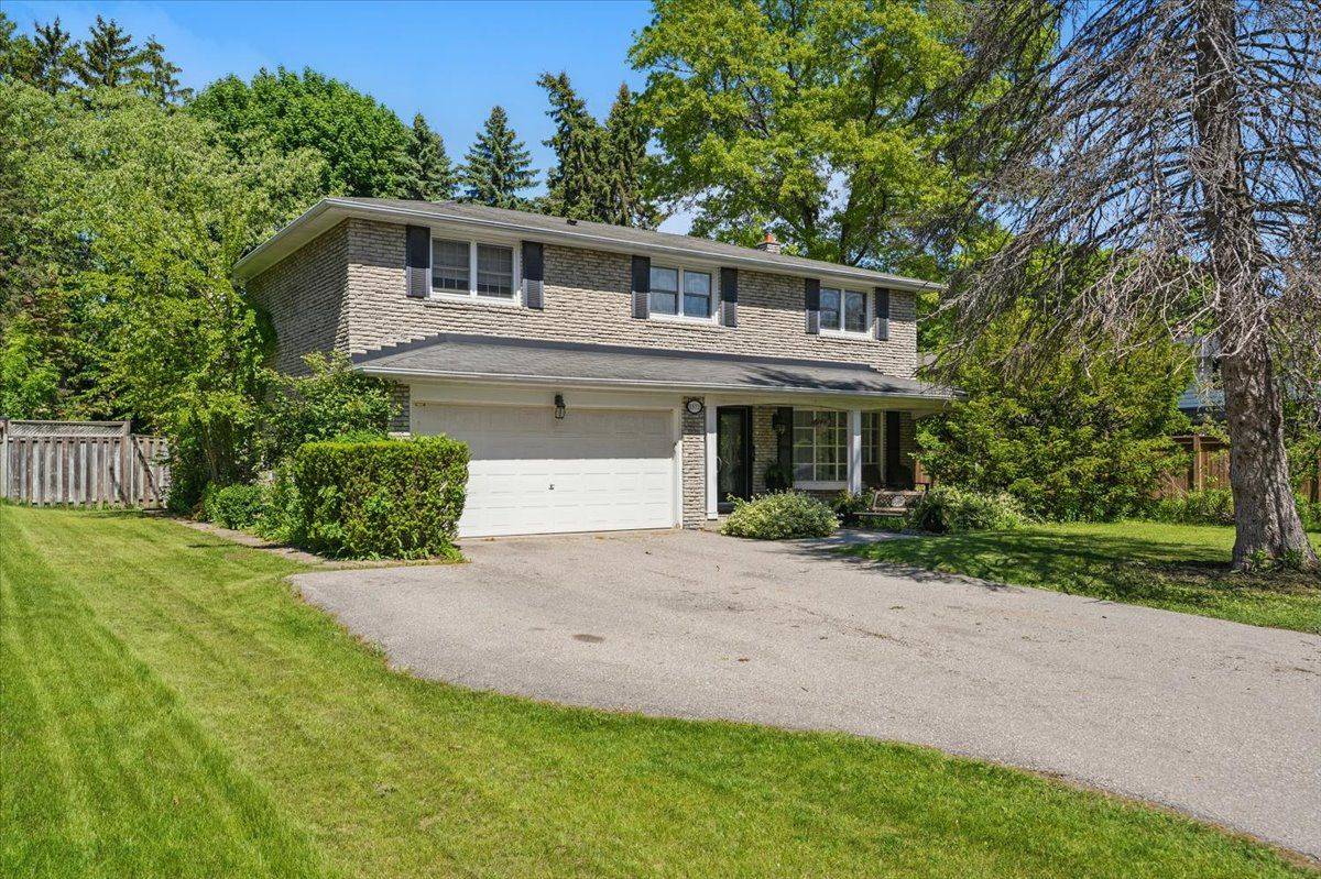 Mississauga, ON L5H 2C1,1571 Yew ST