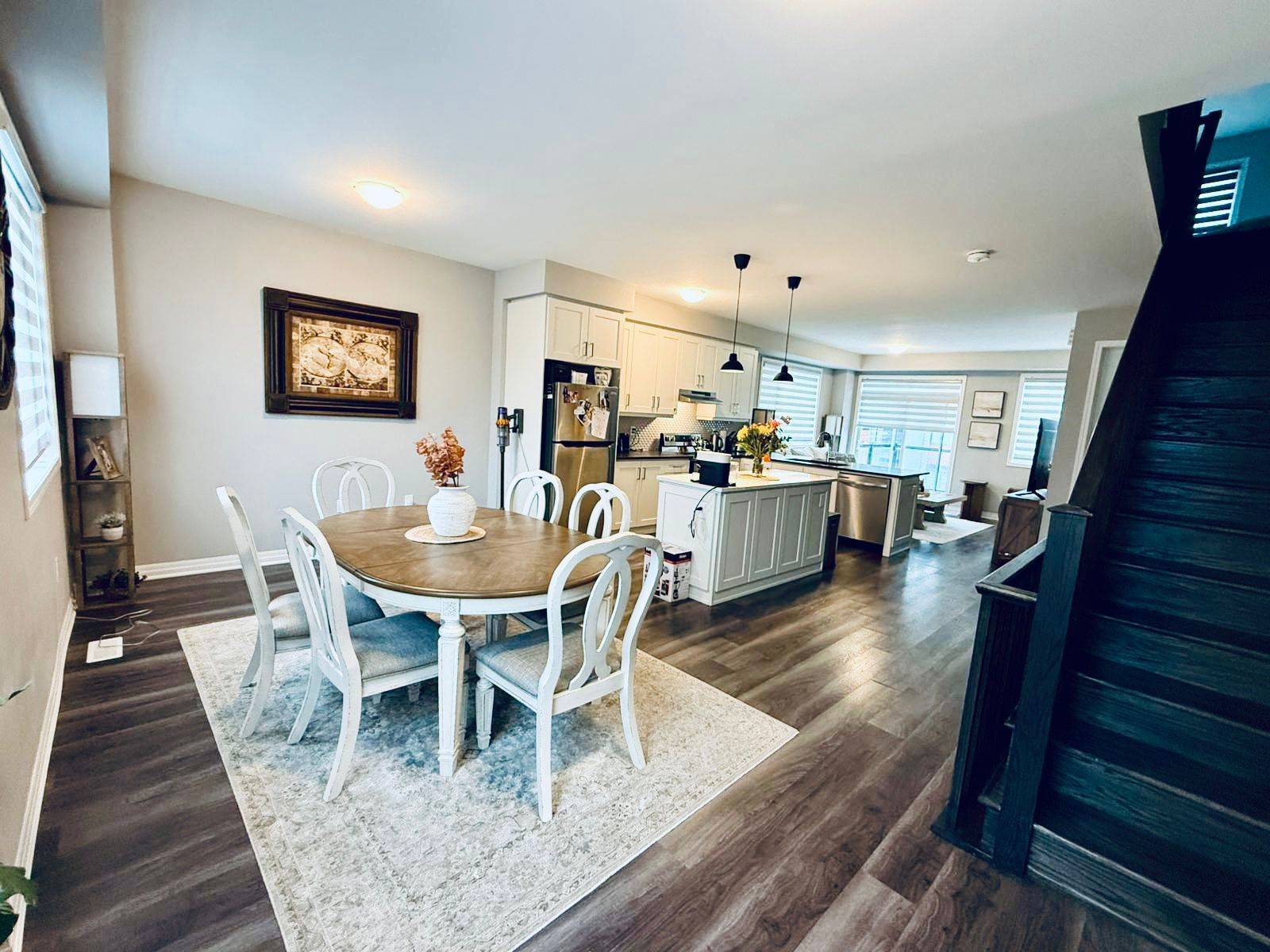 Oakville, ON L6M 5N5,60 Kaitting TRL