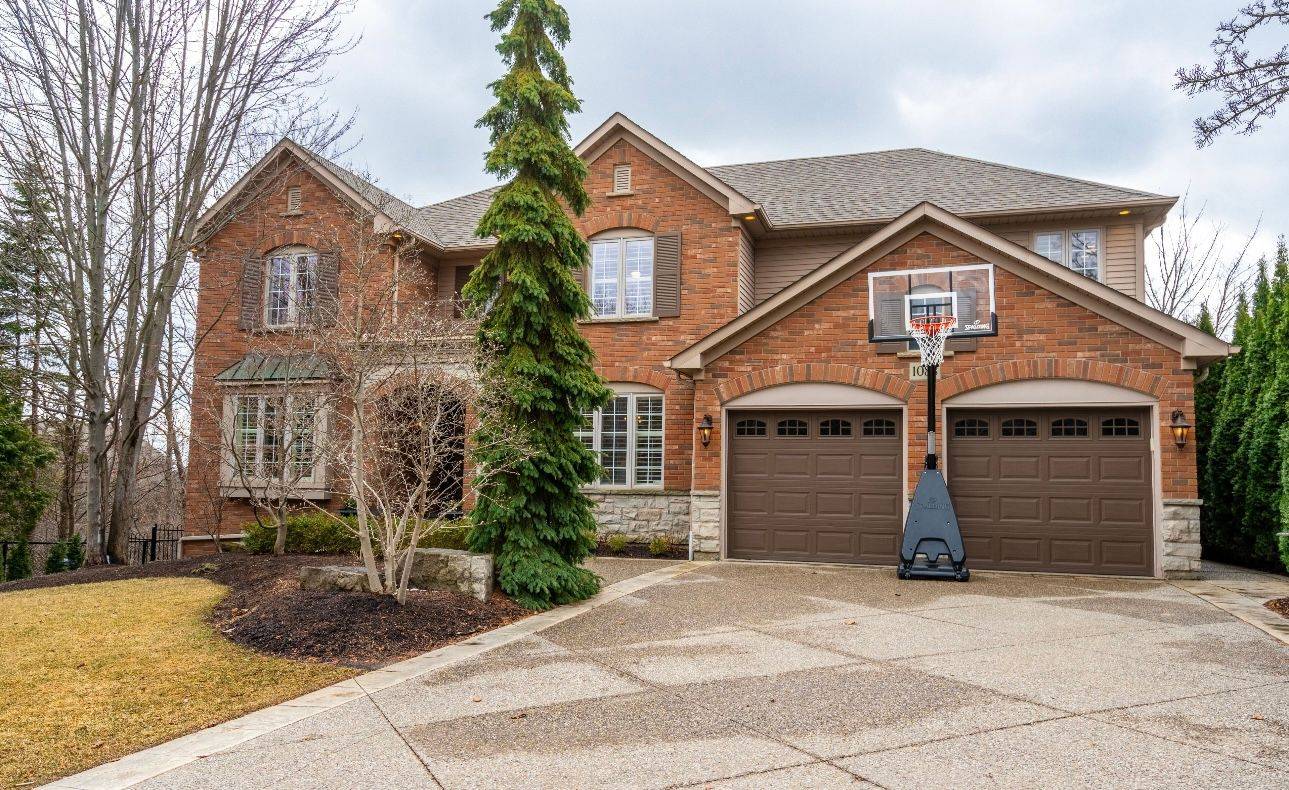 Burlington, ON L7P 5B5,1088 Sturbridge DR