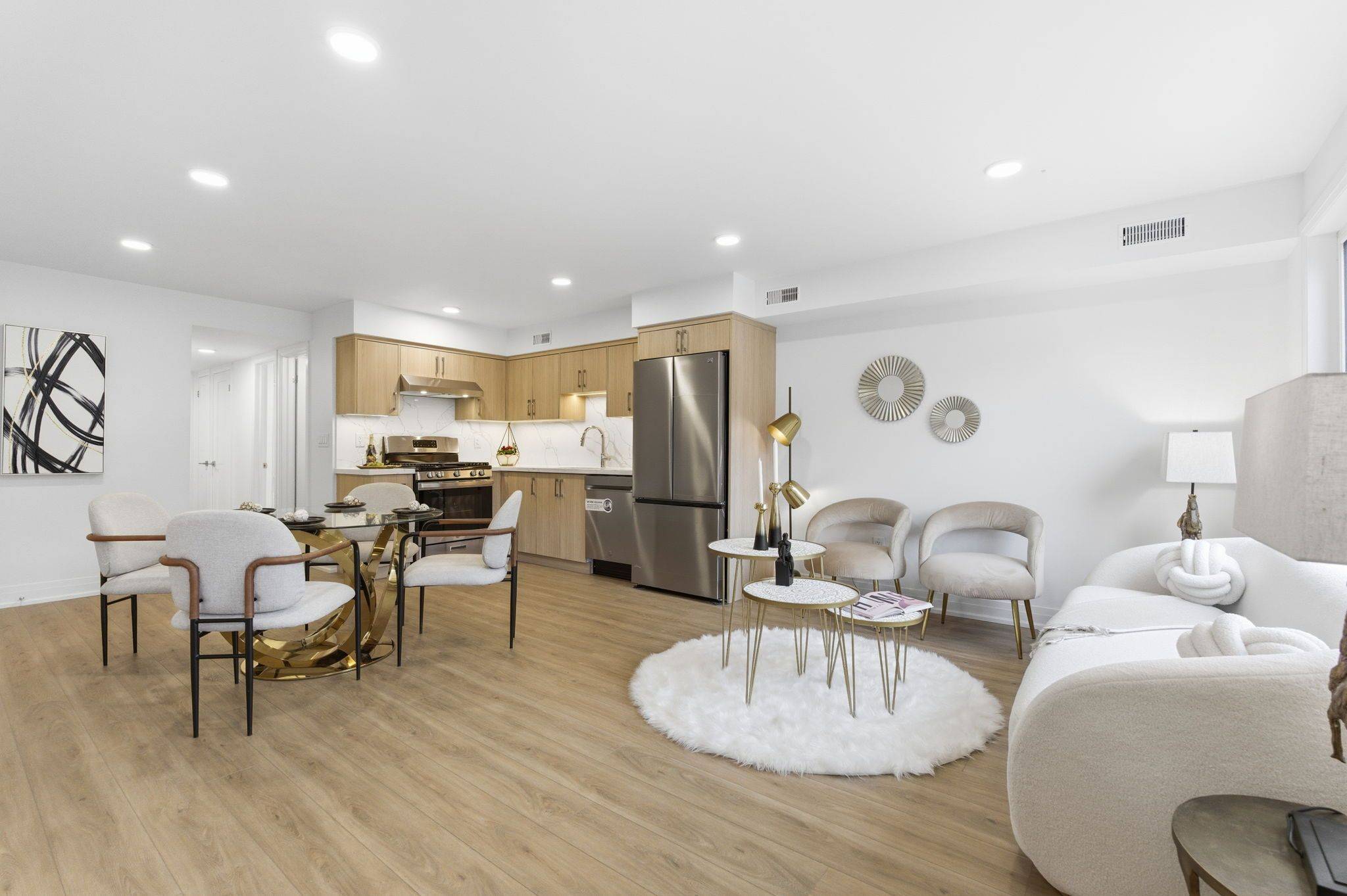 Toronto W02, ON M6P 3B8,68 Westholme AVE #2