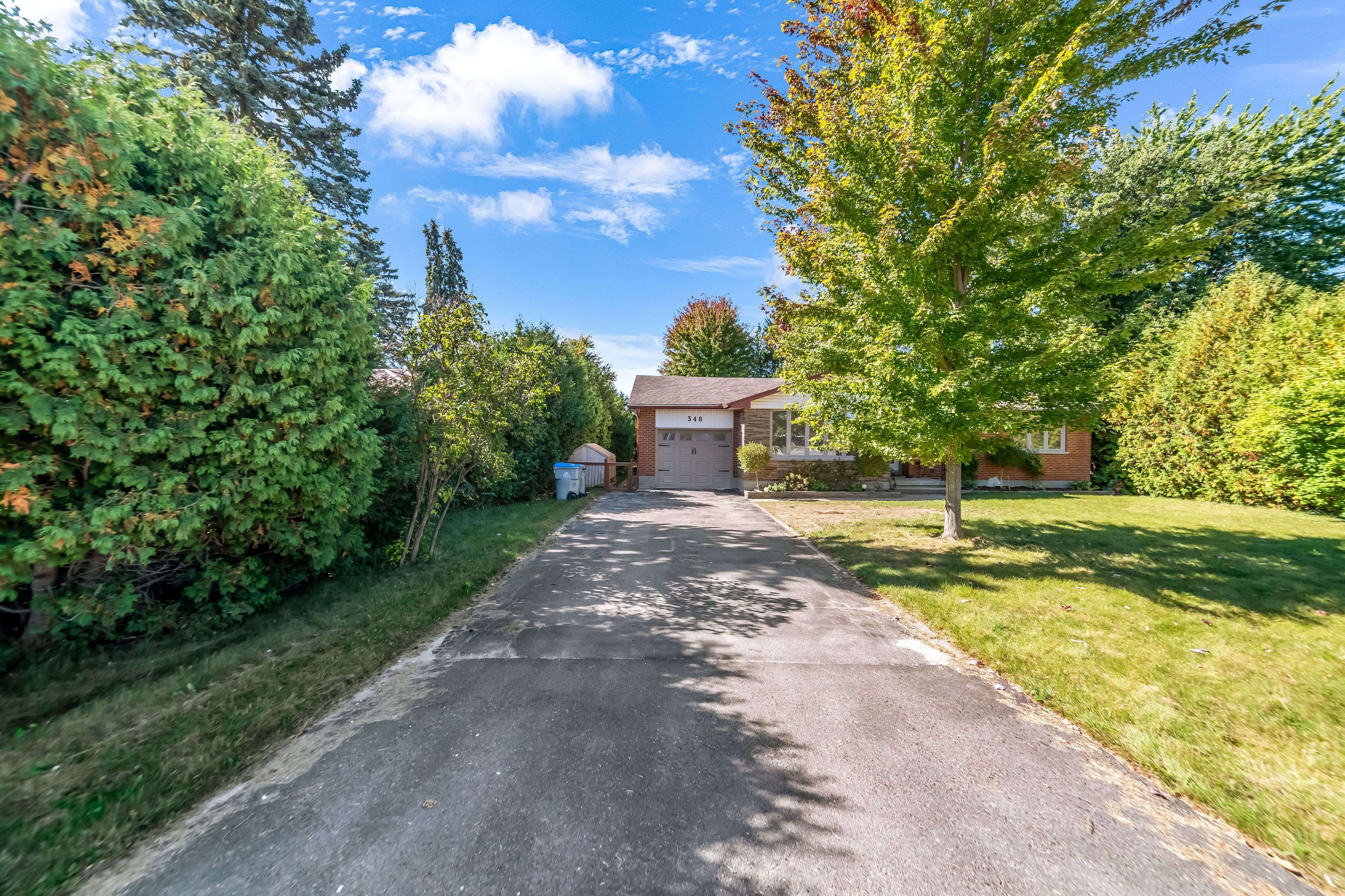 Strathroy-caradoc, ON N7G 2P4,348 Caradoc ST S