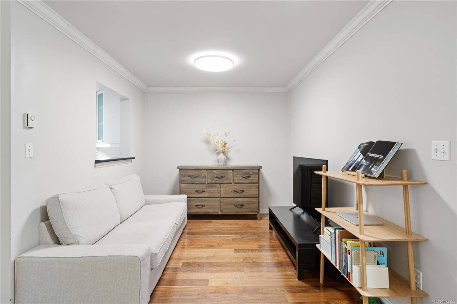 Saanich, BC V8P 2N5,3947 Cedar Hill Cross Rd #21