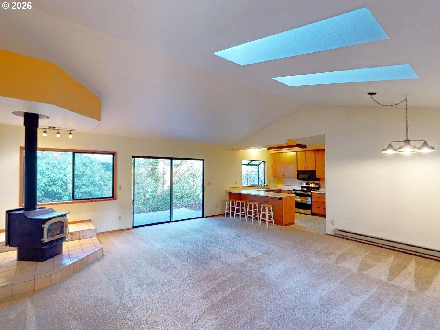 Brookings, OR 97415,1733 ARCH LN