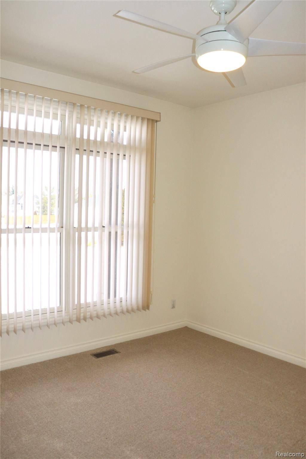 Flushing, MI 48433,6273 Boulder DR