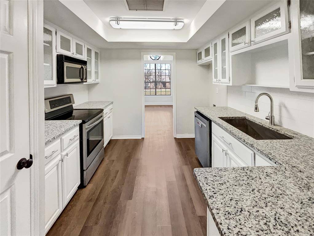 Burleson, TX 76028,316 Diamond Lane