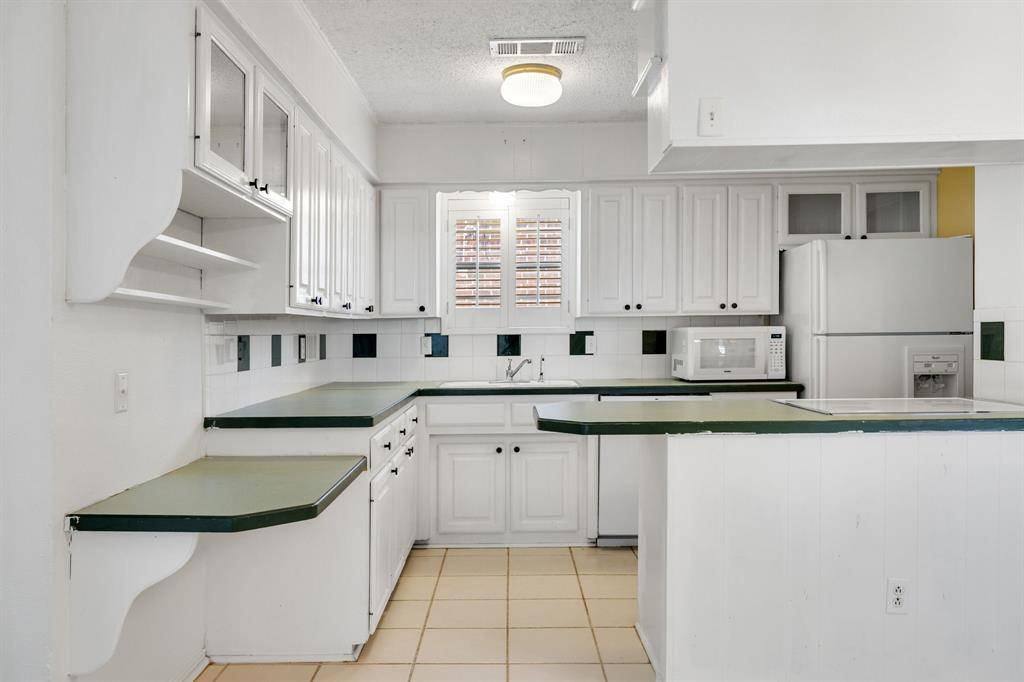 Frisco, TX 75033,8348 Hillside Drive