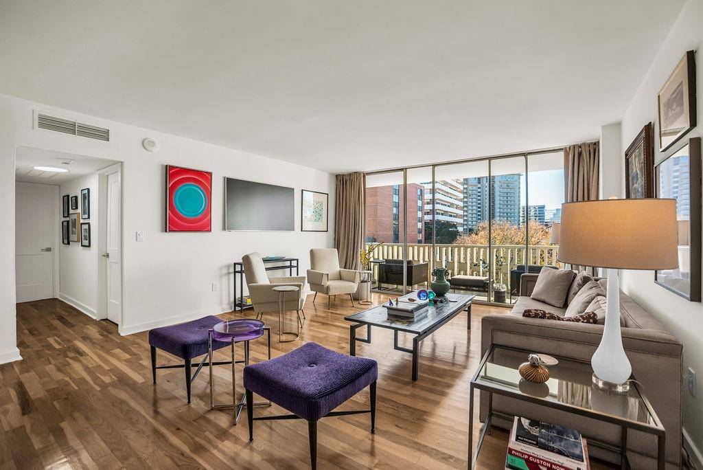 Dallas, TX 75219,3701 Turtle Creek Boulevard #5H