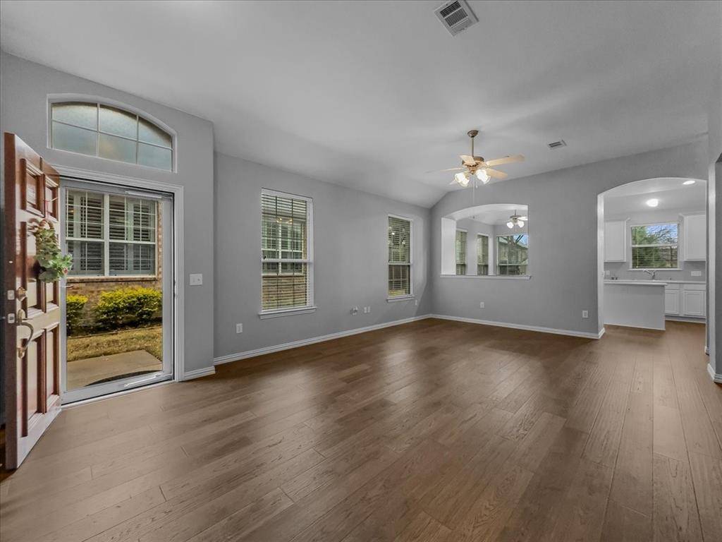 Plano, TX 75025,2837 Mott Street