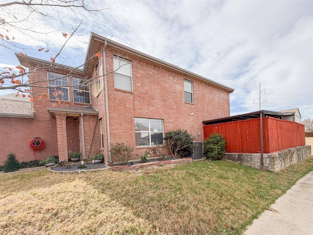 Lewisville, TX 75077,2044 Talon Drive