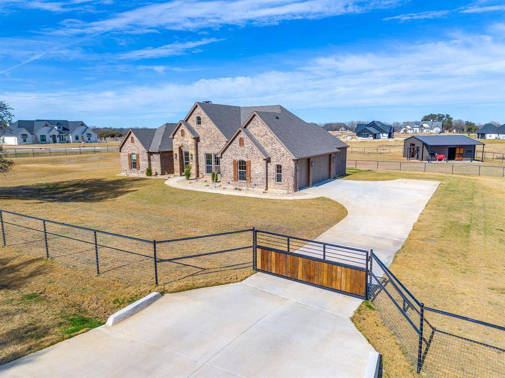 Weatherford, TX 76087,460 Royal Santana Run