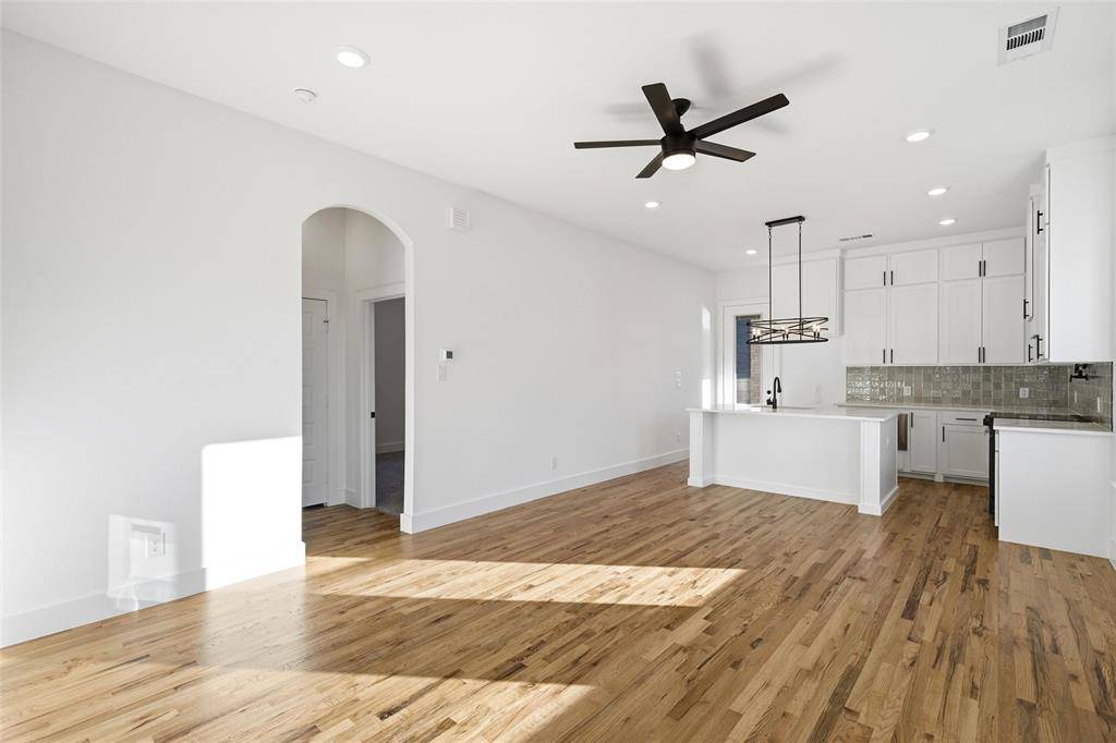 Hillsboro, TX 76645,104 Francis Street