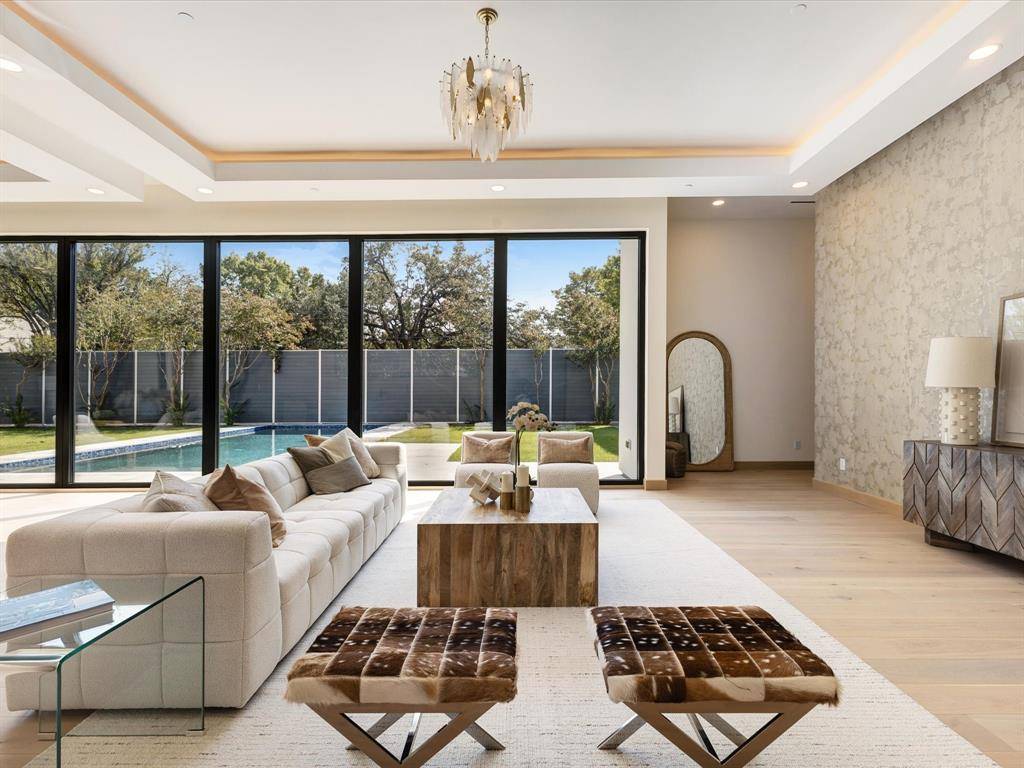 Dallas, TX 75230,6218 Walnut Hill Lane