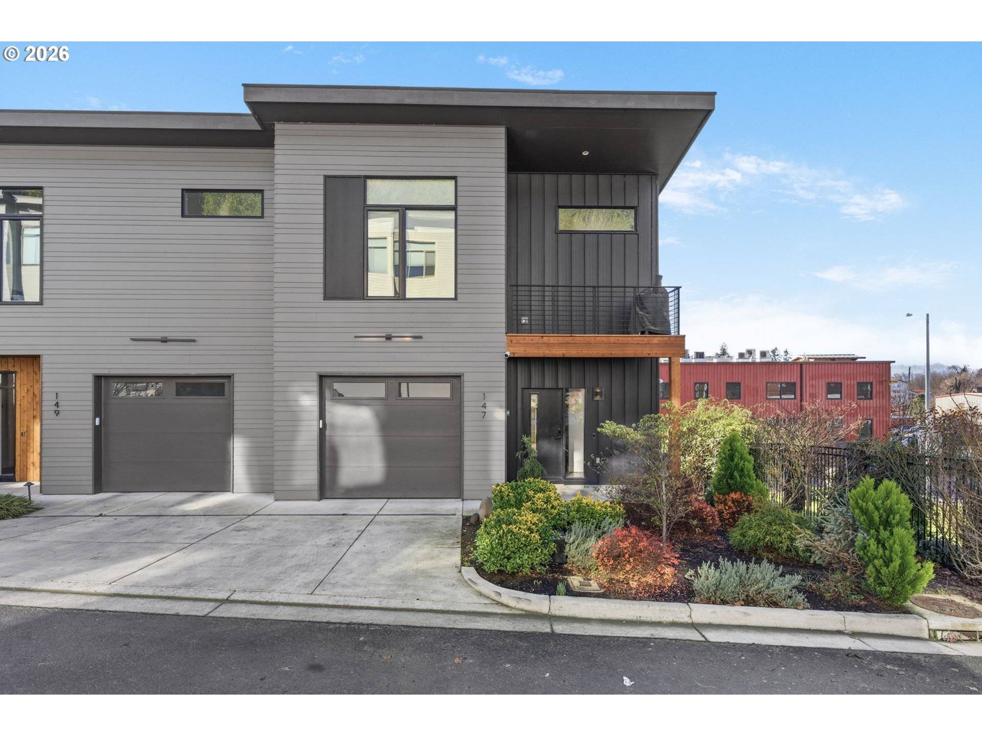 Eugene, OR 97401,147 SHELTON MCMURPHEY BLVD