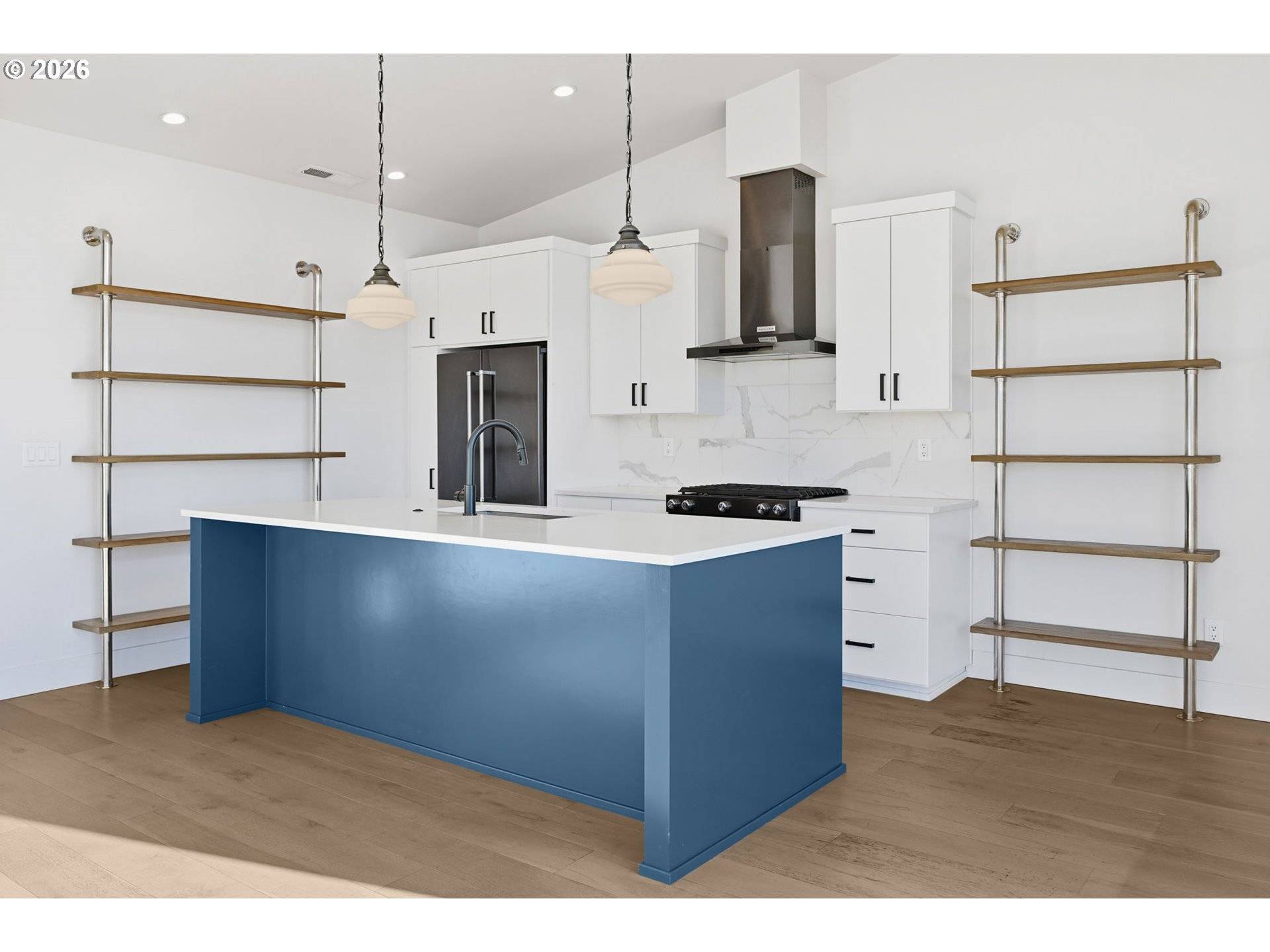 Eugene, OR 97401,147 SHELTON MCMURPHEY BLVD