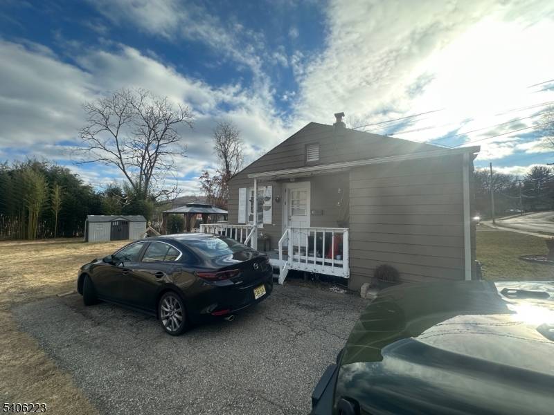 Victory Gardens Boro, NJ 07801,71 Washington Ave #1L