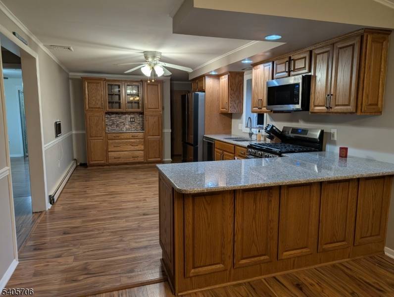 Roxbury Twp., NJ 07876,157 S. Hillside Avenue