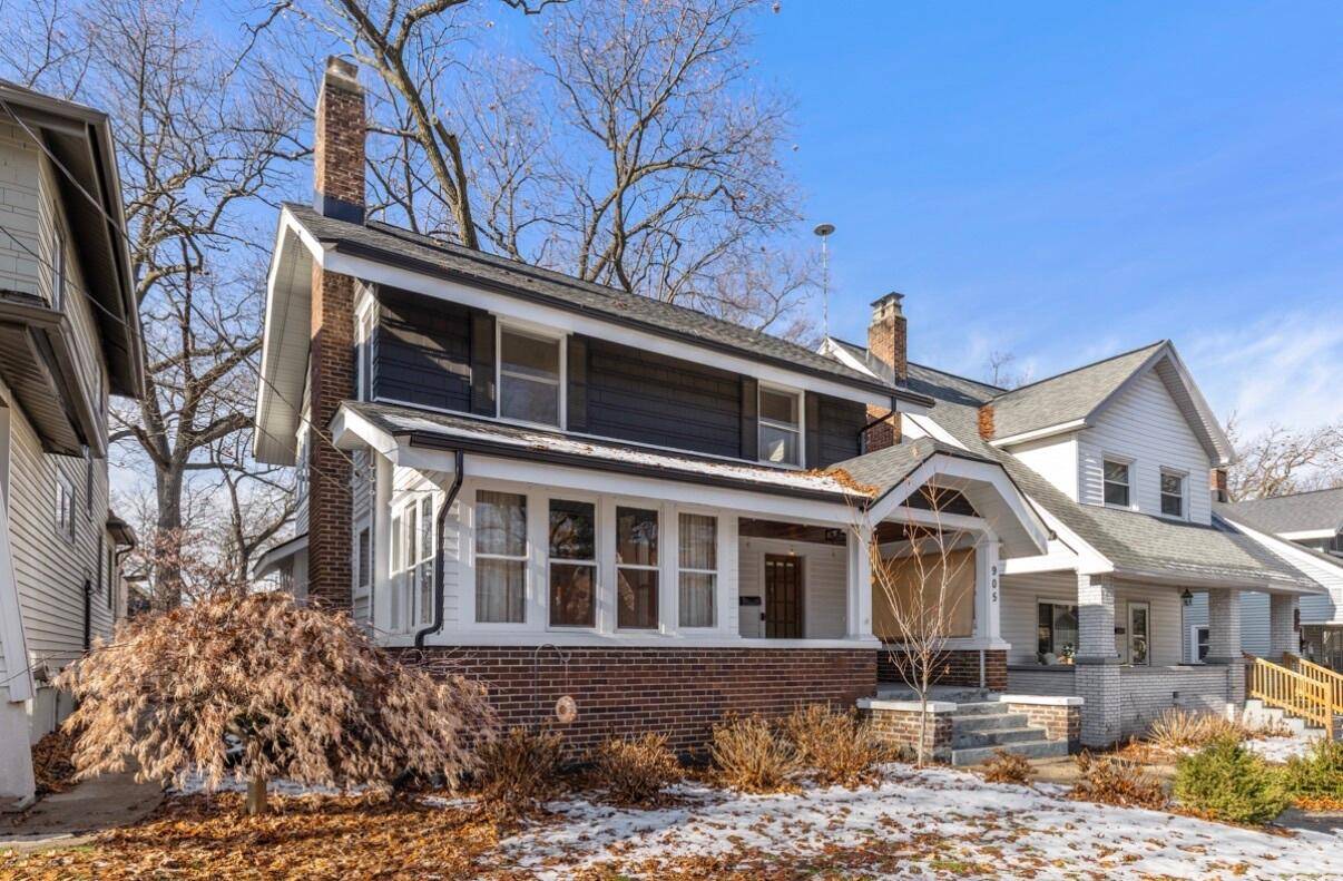 Grand Rapids, MI 49506,905 Calvin AVE SE