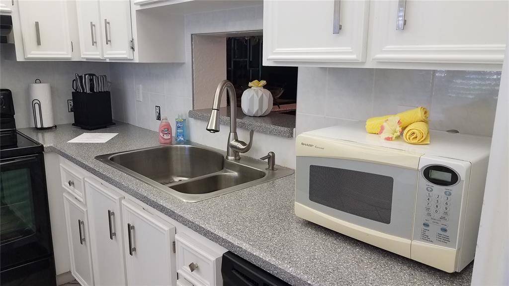 Dania Beach, FL 33004,121 SE 3rd Avenue #106