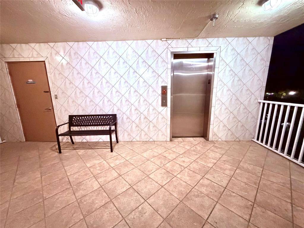 Fort Lauderdale, FL 33321,7302 S Devon Dr #307