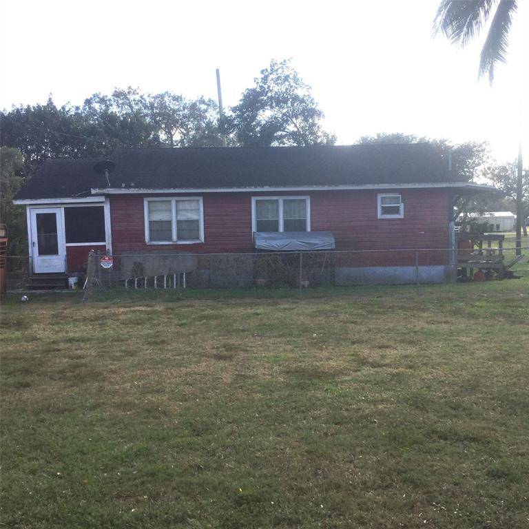 Moore Haven, FL 33471,302 3rd St