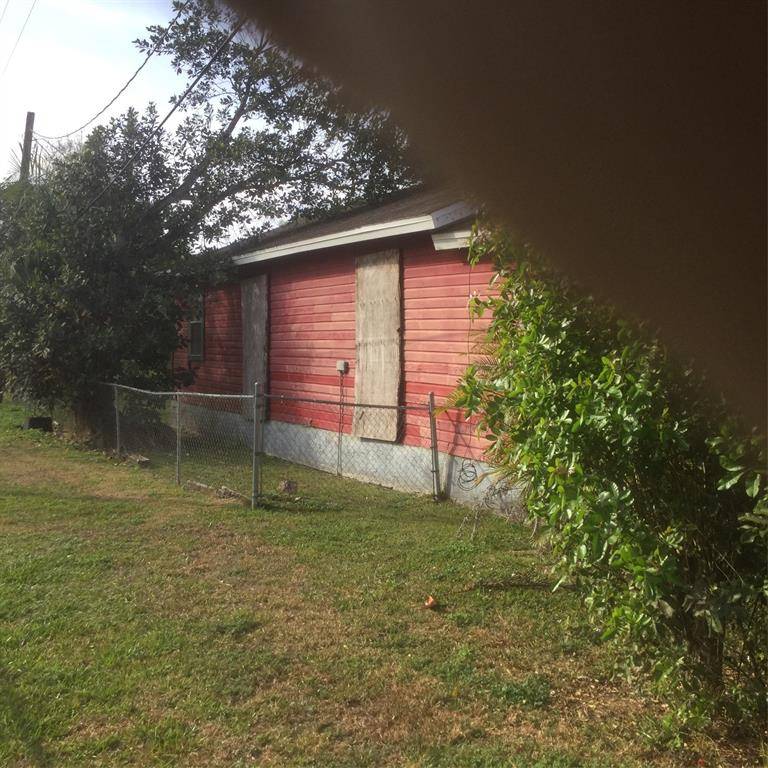 Moore Haven, FL 33471,302 3rd St