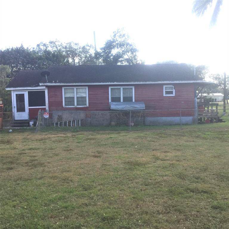 Moore Haven, FL 33471,302 3rd St