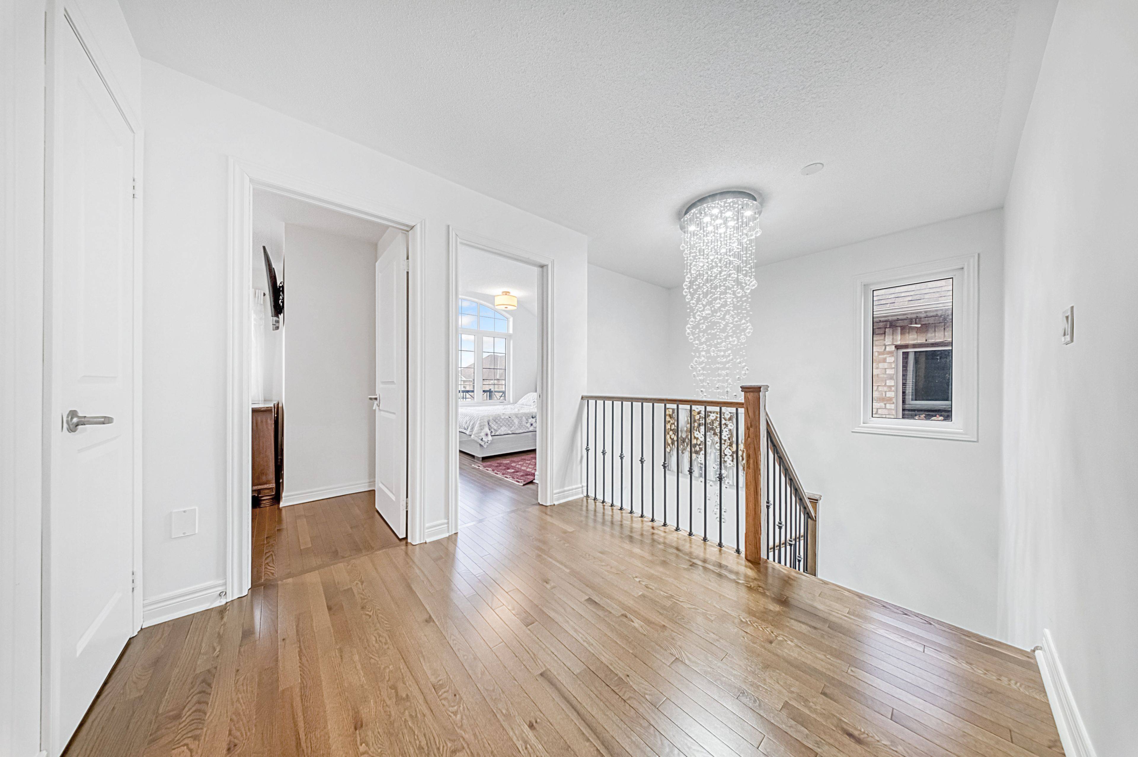 Bradford West Gwillimbury, ON L3Z 2A6,166 Inverness WAY