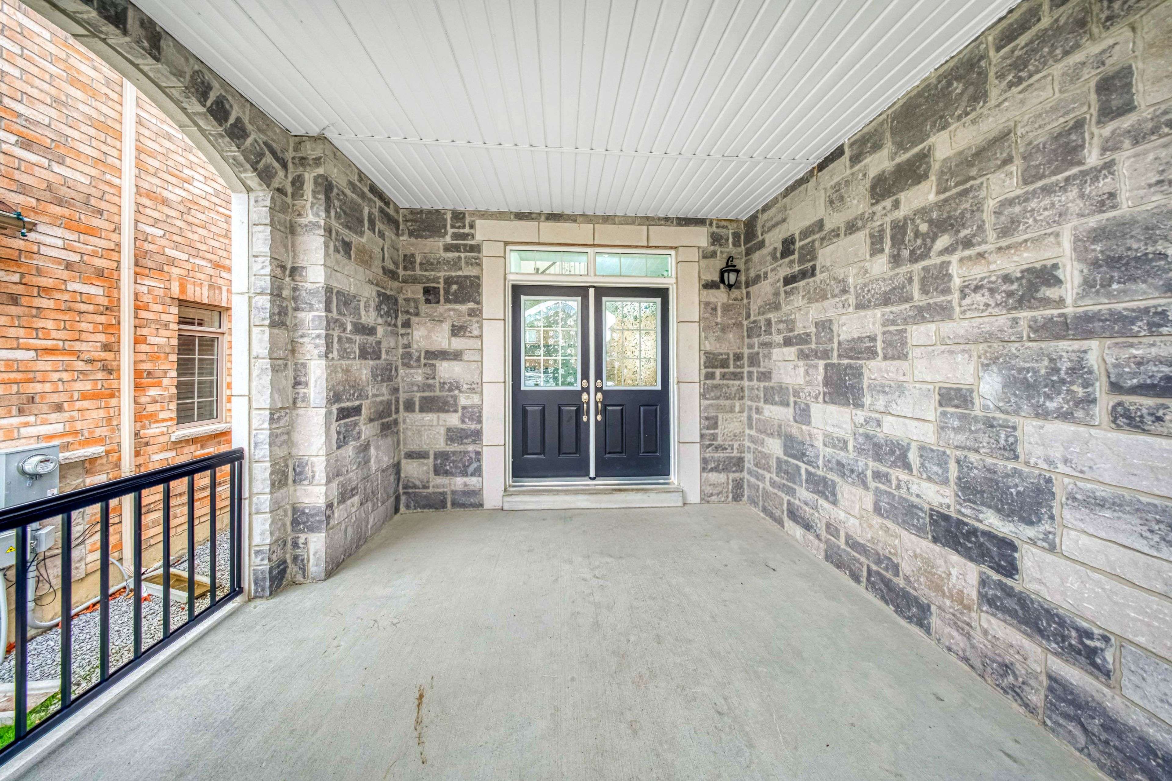 Bradford West Gwillimbury, ON L3Z 2A6,166 Inverness WAY