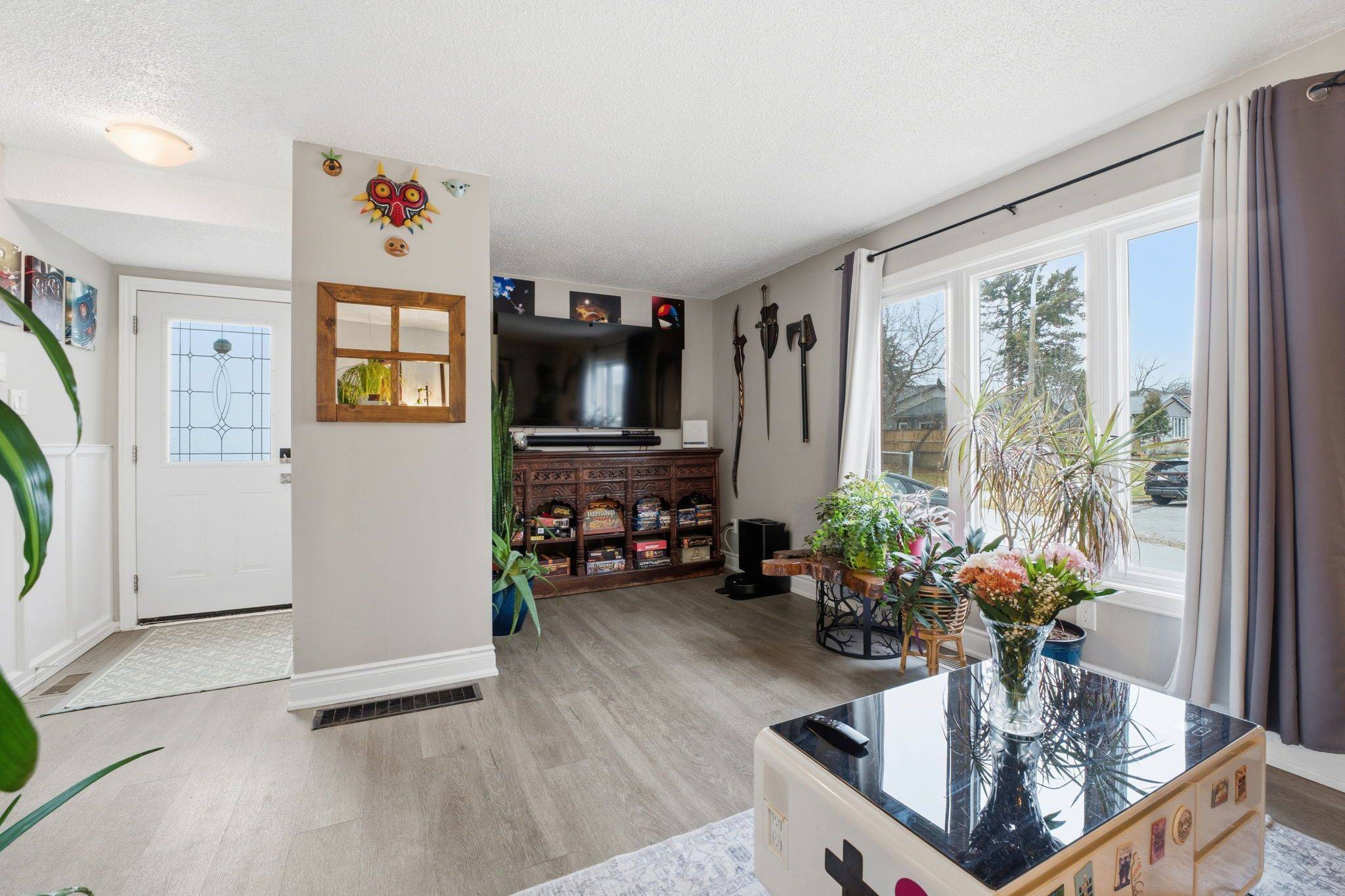 Hamilton, ON L8J 1A7,105 Rand ST