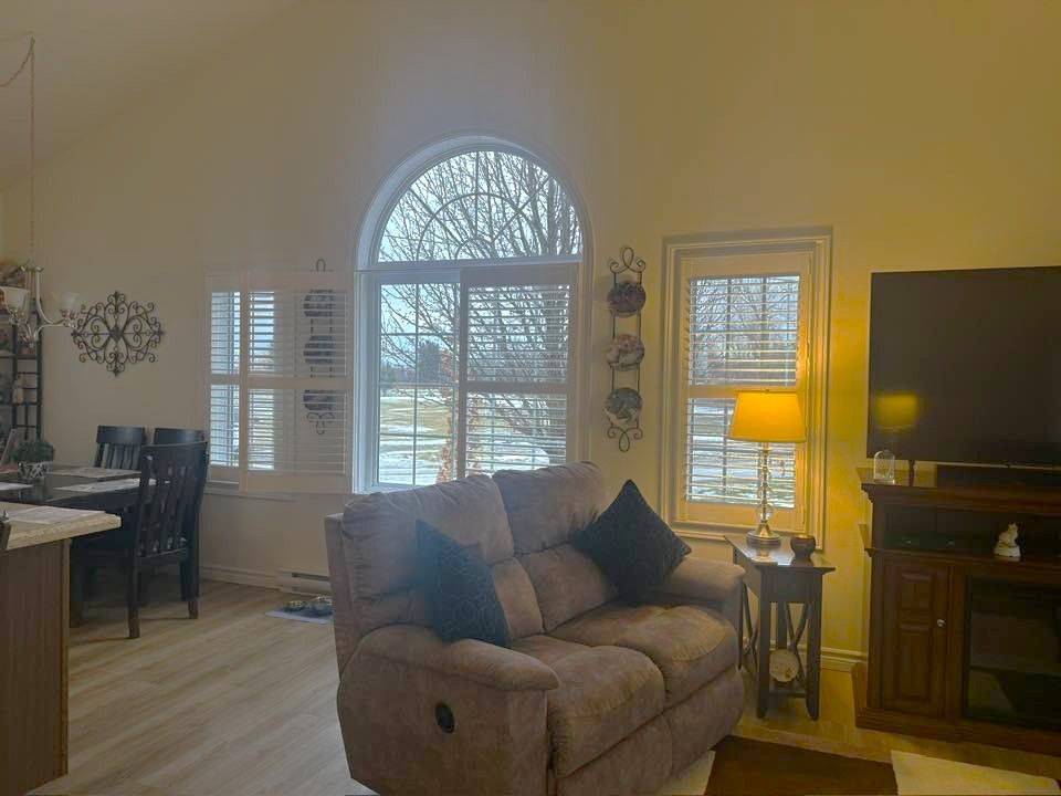 Port Hope, ON L1A 0E1,300 Croft ST #1804