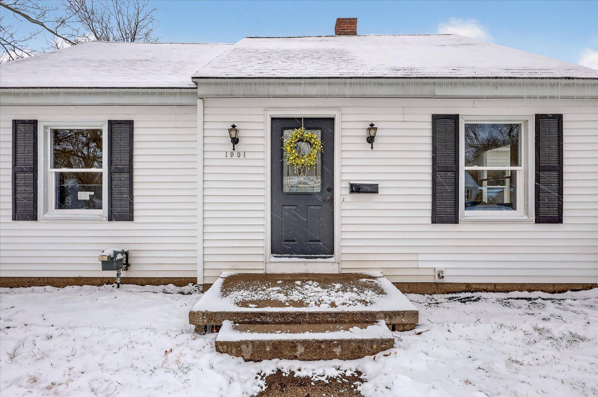 Kalamazoo, MI 49001,1901 Fulton ST