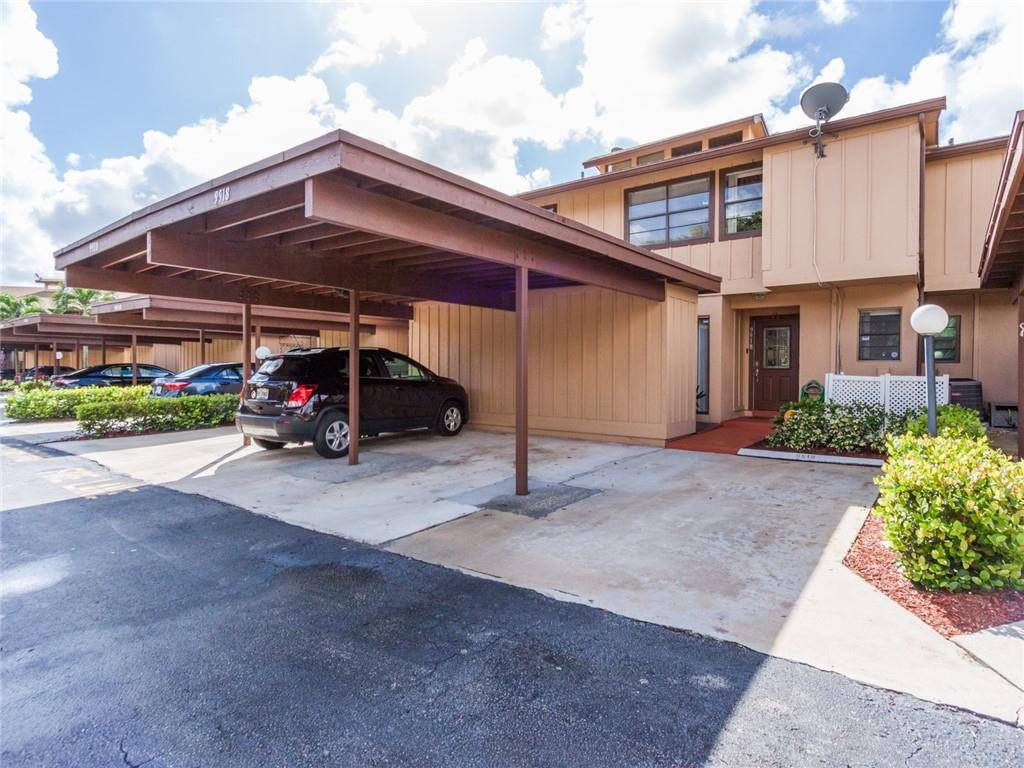 Coral Springs, FL 33065,9918 Royal Palm Blvd #9918