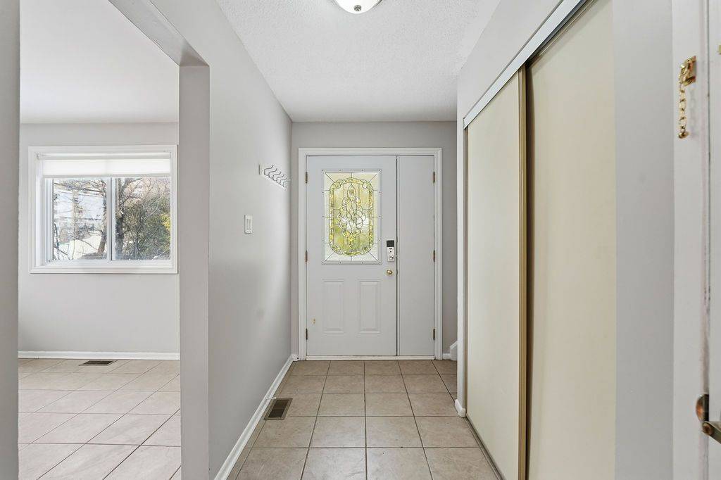 Elmvale Acres And Area, ON K1G 1A5,2035 St. Laurent BLVD