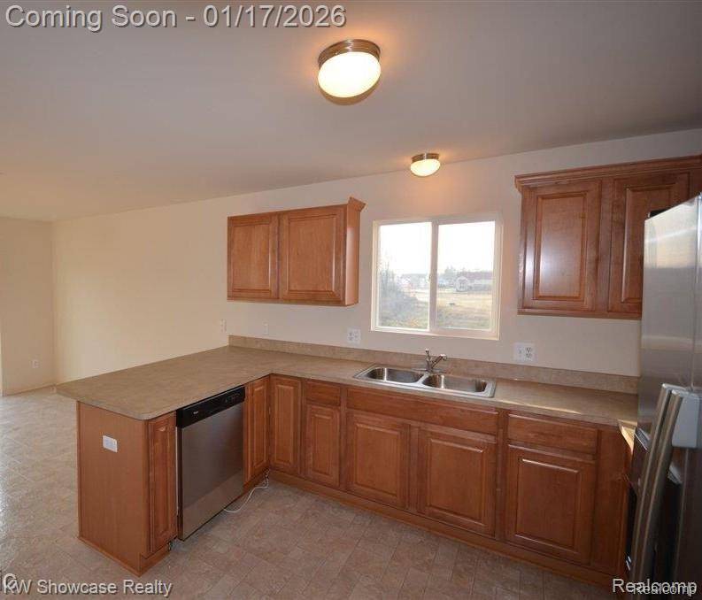 Warren, MI 48092,29538 Woodpark CIR